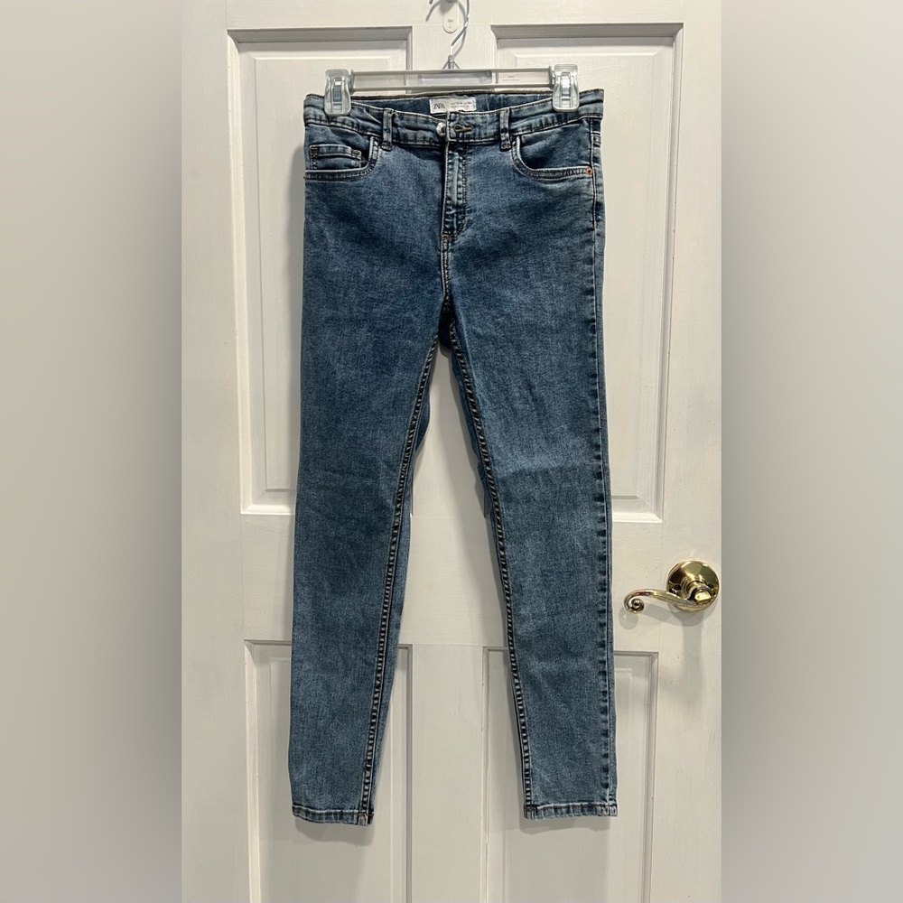 ZARA Girls Skinny Leg Medium Wash Button Fly Blue Jeans SIZE 13-14 Teen PreLoved